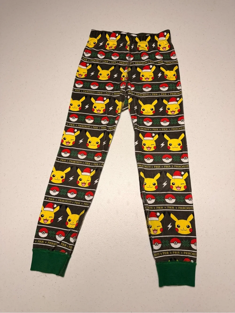 Hannah Andersson Pokémon Pikachu Christmas Pajamas Size 5 Holiday Organic Cotton
